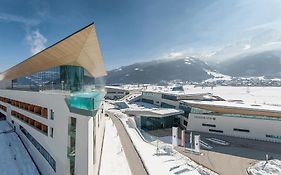 Tauern Spa Therme